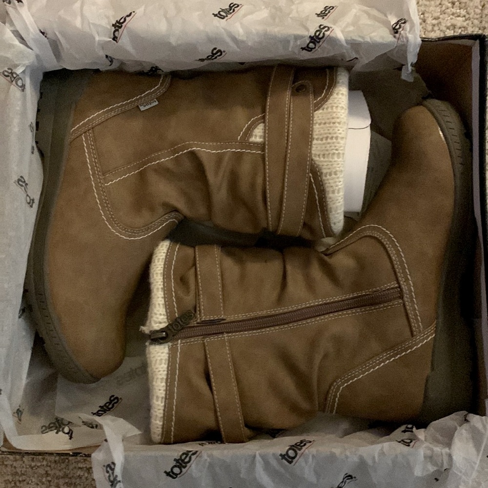 New Totes Waterproof Boots